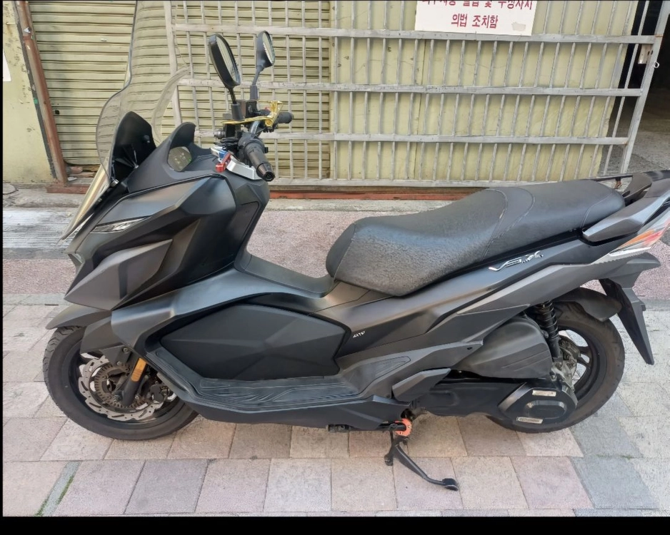 SYM vsx 125cc 블랙.14500km.22년식 이미지