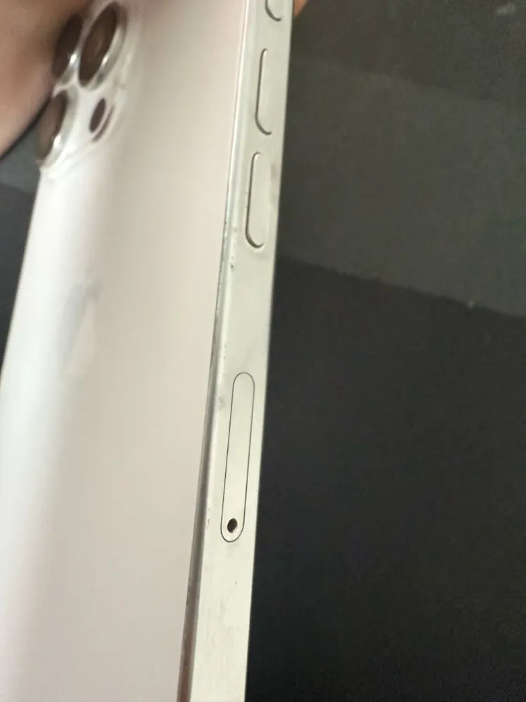 아이폰 16프로 512GB 화이트 이미지