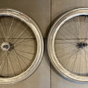 Zipp 303 NSW 휠셋 판매합니다. 이미지
