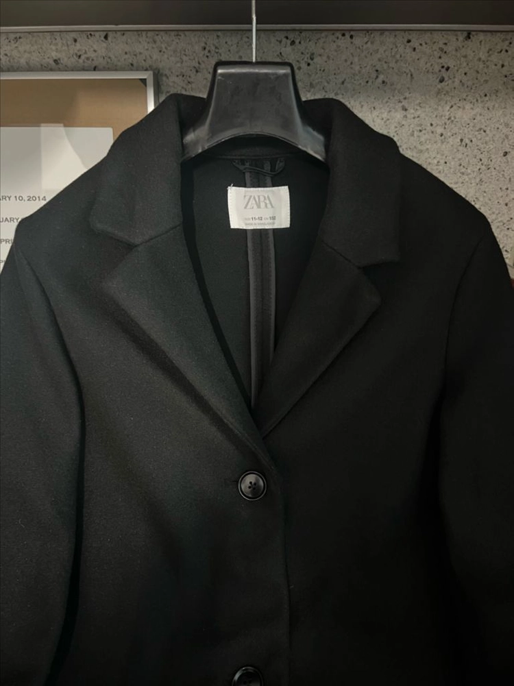 ZARA 완전 깔끔한 블랙 클래식 기본핏 코트 11-12세 이미지