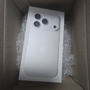 아이폰18 프로 256gb 미개봉 실버 이미지