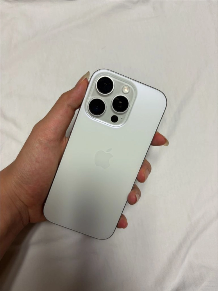 새상품급 아이폰 16pro256GB 화이트 티타늄 (배터리89%) 이미지