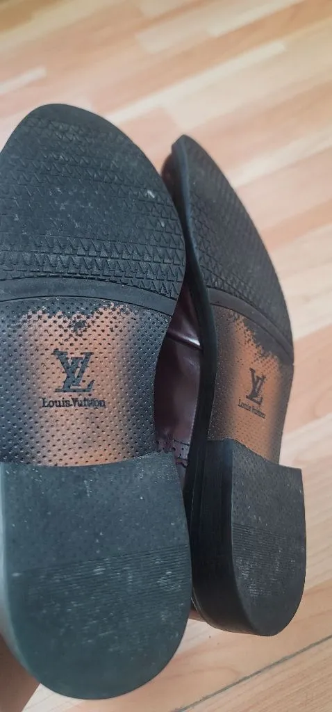 가족신발장 정리중이에요 [정품] 루이비통(Louis Vuitton) 가죽 윙팁 구두 / 로퍼 이미지