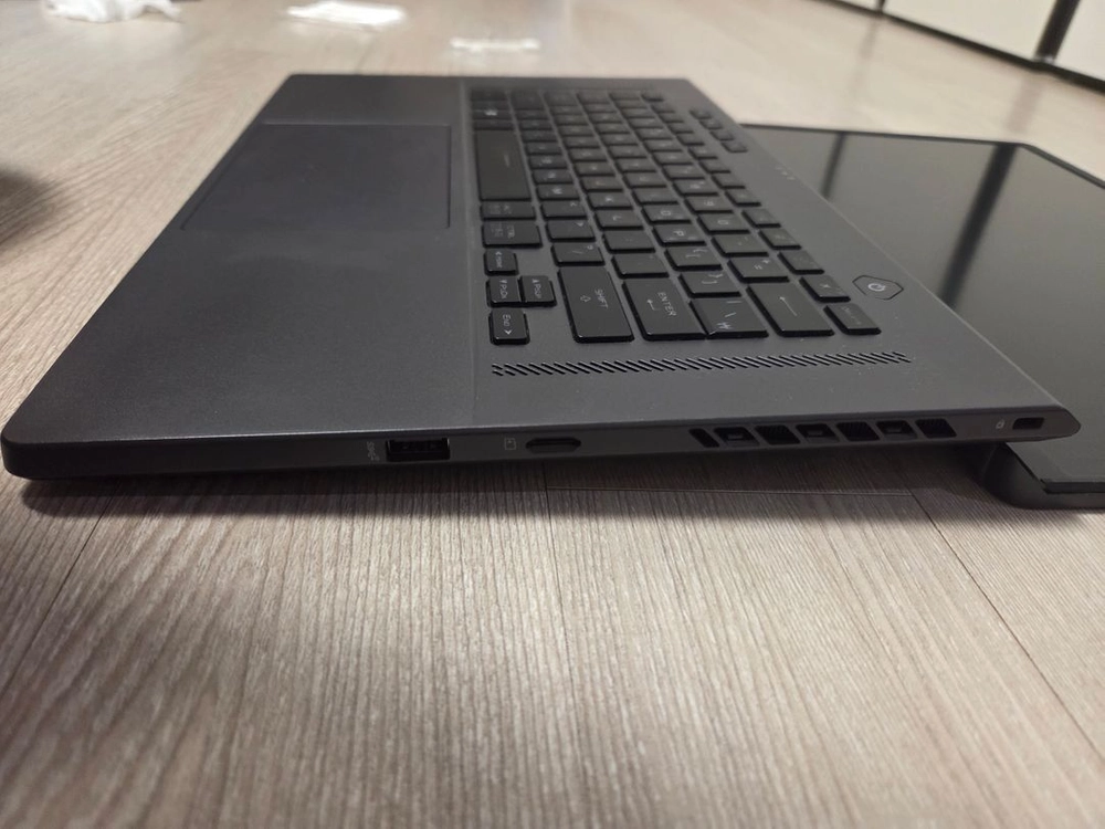 제피러스 G16 4060/48GB/512GB/QHD 240HZ 이미지