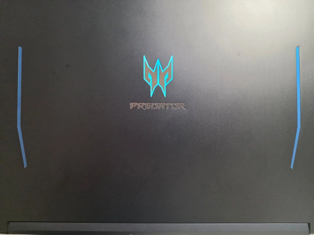 프레데터 게이밍 노트북 i7 9750h rtx2060 이미지