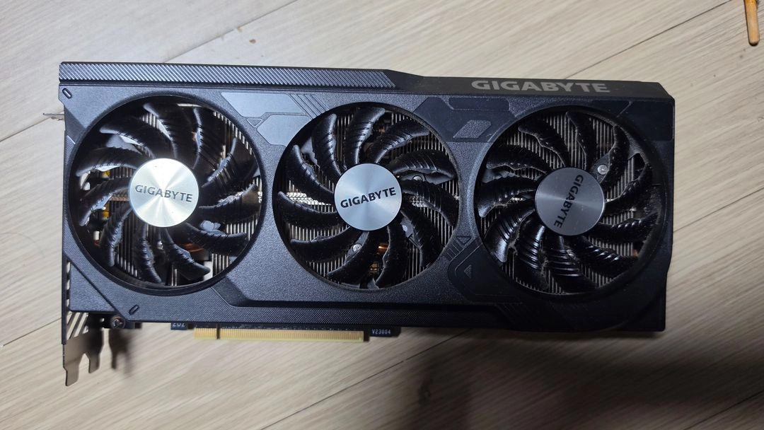 rtx4070 12g 그래픽카드 팔아요 - 안심되는 중고거래