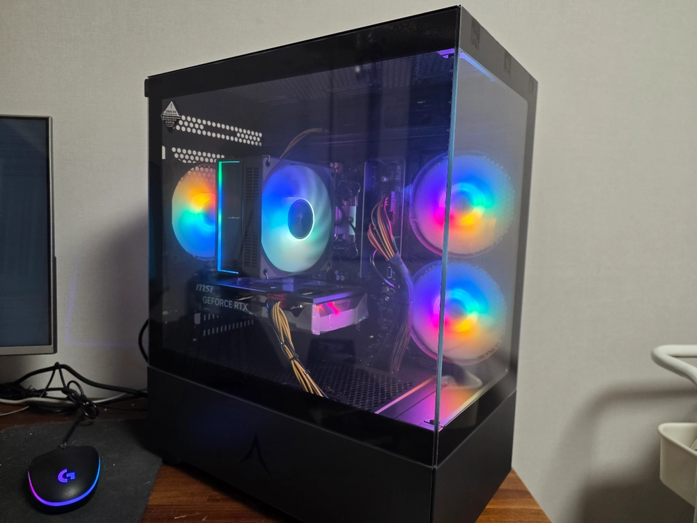 라이젠5 9500f rtx5060 새상품급처 - 안심되는 중고거래