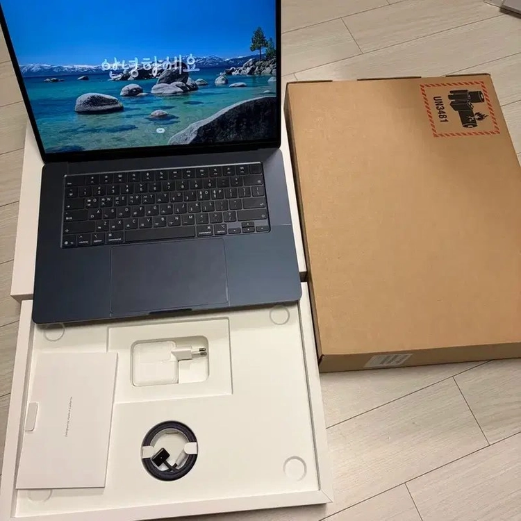 S급 ) 맥북 에어 M5 15인치 24gb 1tb 미드나이트 애케플 이미지