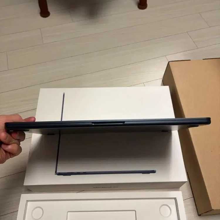 S급 ) 맥북 에어 M5 15인치 24gb 1tb 미드나이트 애케플 이미지