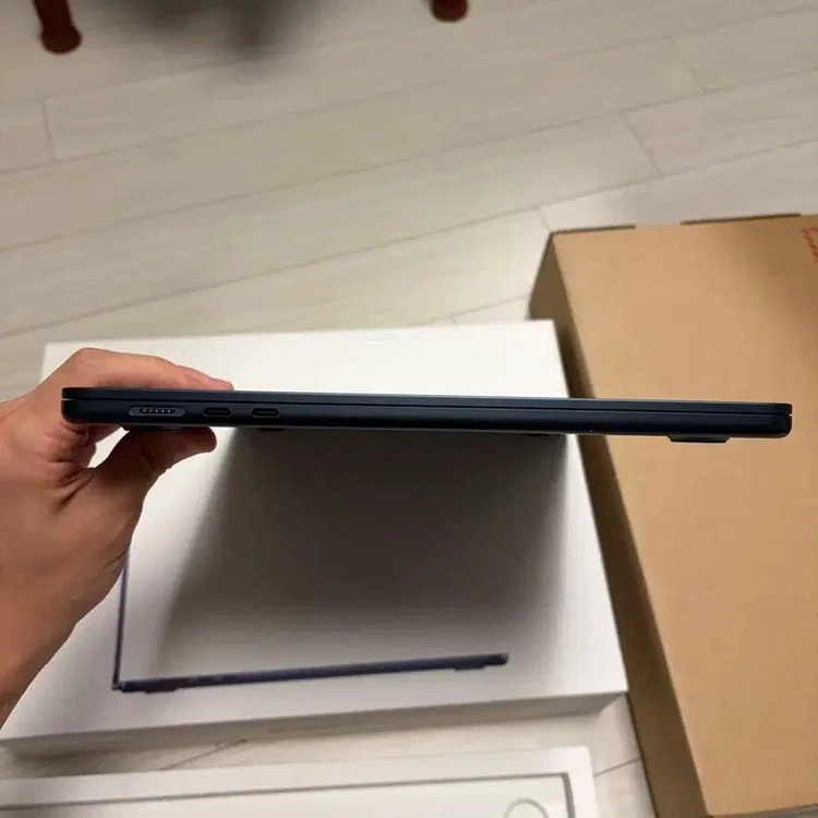 S급 ) 맥북 에어 M5 15인치 24gb 1tb 미드나이트 애케플 이미지