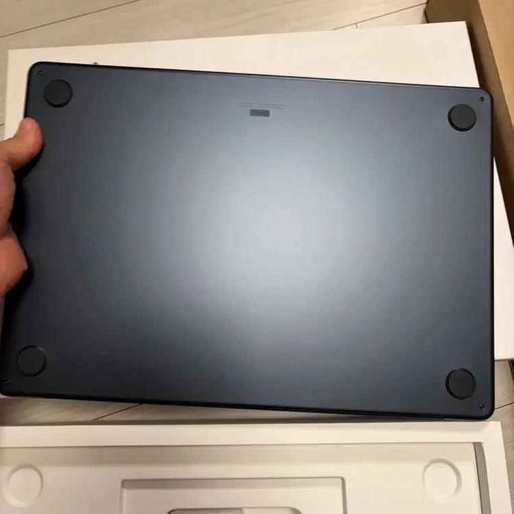 S급 ) 맥북 에어 M5 15인치 24gb 1tb 미드나이트 애케플 이미지