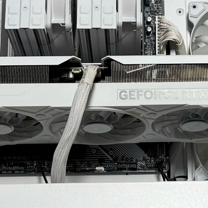 갤럭시 RTX 4070 Ti SUPER EX GAMER 화이트 16GB 이미지