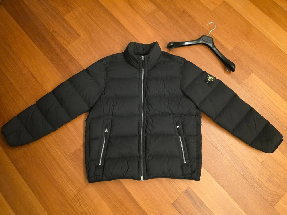 스톤아일랜드 23FW 심리스 나일론 패딩 블랙 XL - 안심되는 중고거래