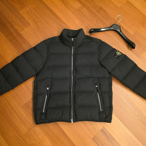 스톤아일랜드 23FW 심리스 나일론 패딩 블랙 XL 이미지