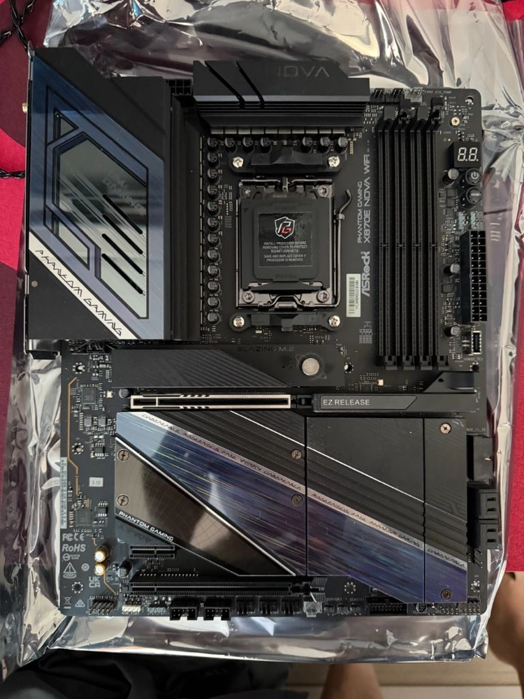 애즈락 X870E Nova 판매합니다. 이미지