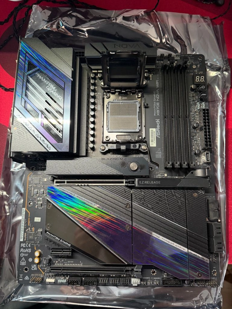 애즈락 X870E Nova 판매합니다. 이미지