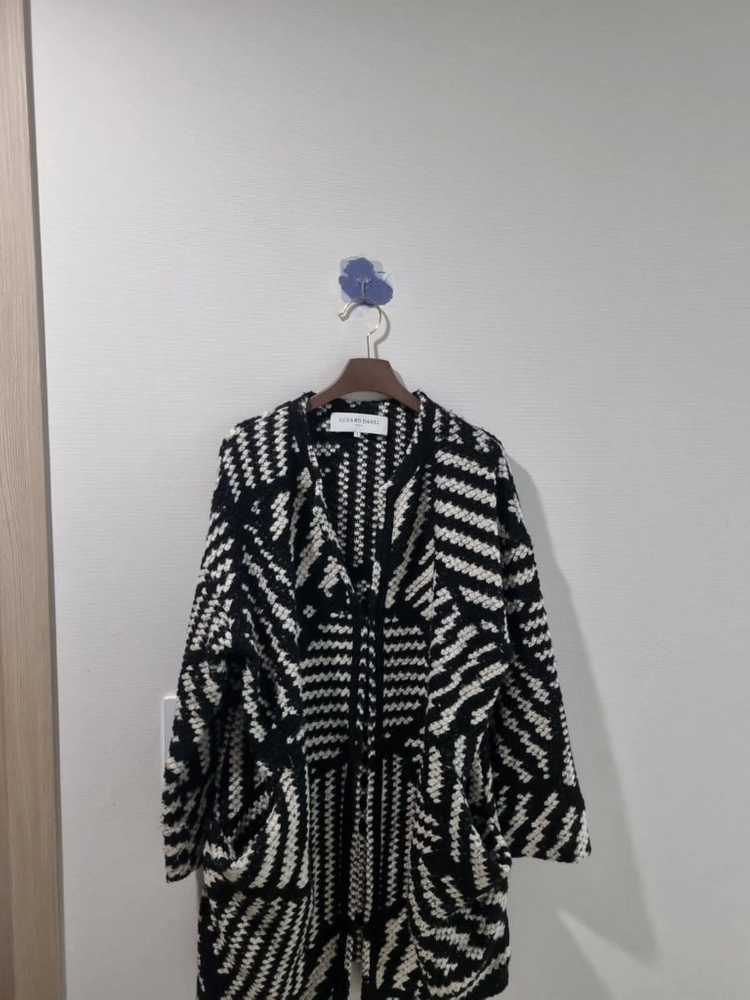 GERARD DAREL] 기하학 패턴 노칼라 니트 자켓 가디건 (블랙계열 / M) 이미지