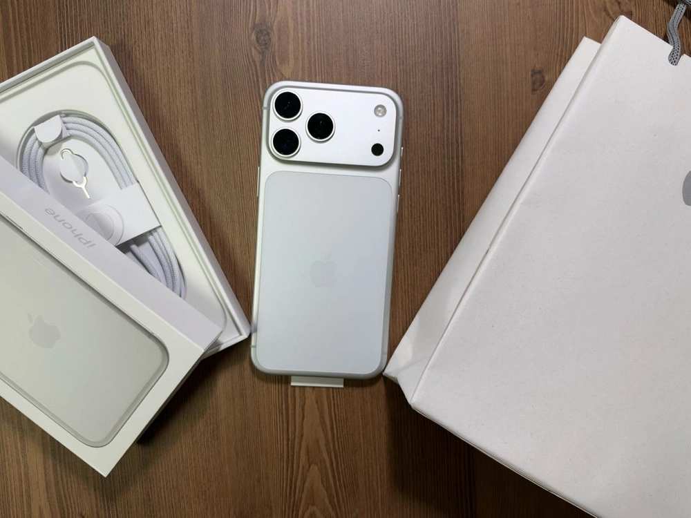 아이폰17 Pro Max 실버 256GB 판매합니다! 이미지