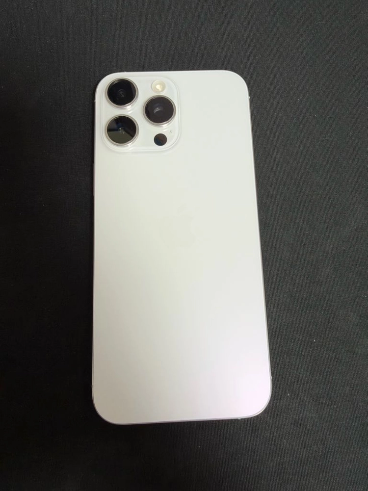 아이폰 16 pro max 256gb 화이트 팝니다 이미지