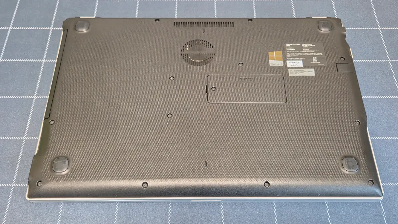 LG U560 i3-3세대 노트북 SSD128G+24GB, 램8GB, 새배터리 이미지