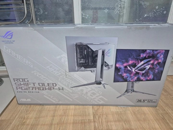 ASUS ROG Swift OLED PG27AQWP-W 27인치 게이밍 모니터 이미지