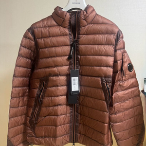 씨피컴퍼니 23fw DD쉘 경량 패딩 시더 우드 이미지