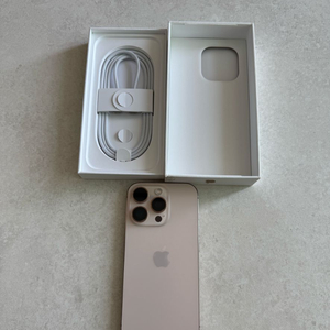 아이폰16프로 256gb 데저트티타늄 이미지