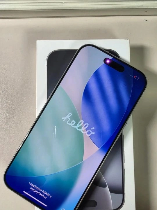 아이폰 16프로 128GB 화이트 티타늄 이미지