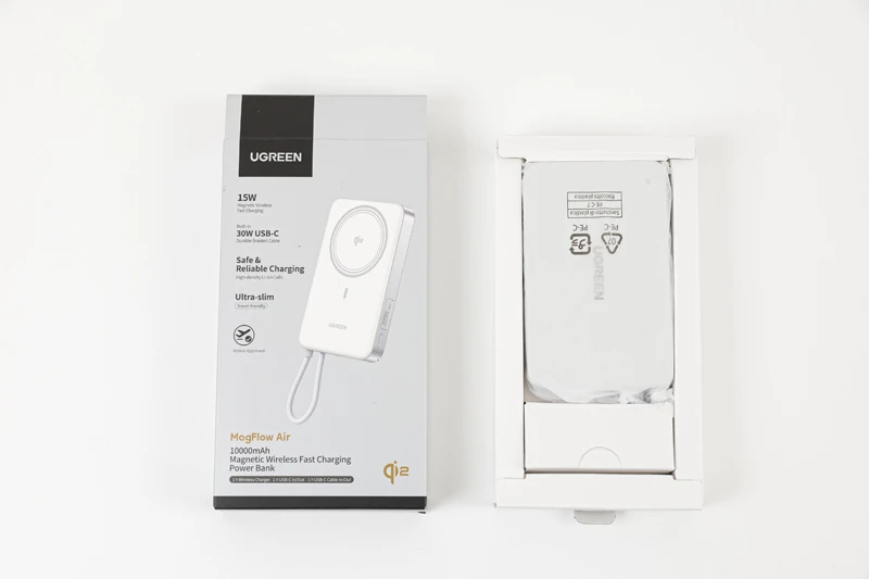 UGREEN 유그린 MagFlow Air PB570 10000mA 맥세이프 보조배터리 판매합니다. 이미지
