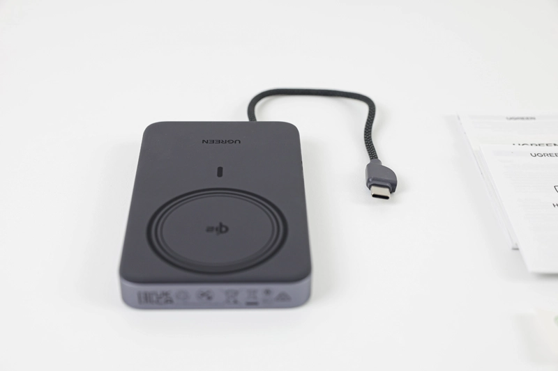 UGREEN 유그린 MagFlow Air PB570 10000mA 맥세이프 보조배터리 판매합니다. 이미지