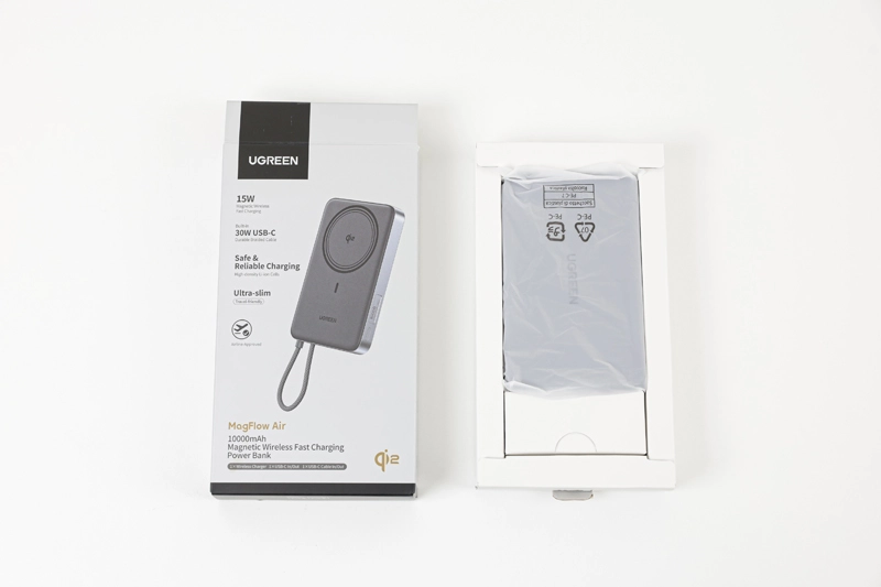 UGREEN 유그린 MagFlow Air PB570 10000mA 맥세이프 보조배터리 판매합니다. 이미지