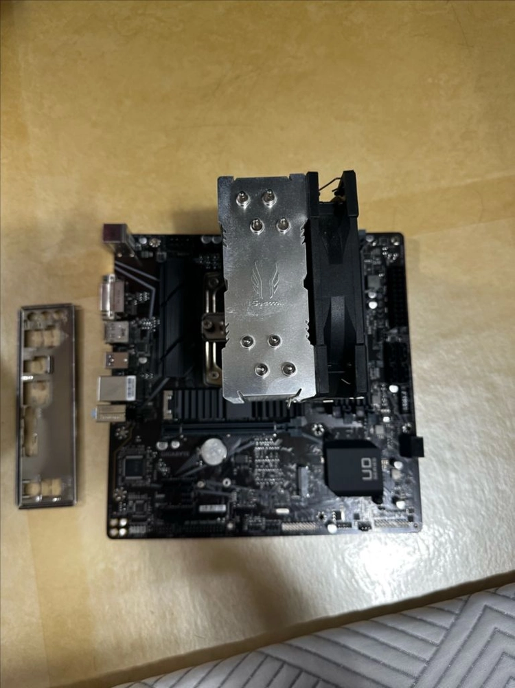 i5-10400f + b560m ds3h plus 이미지