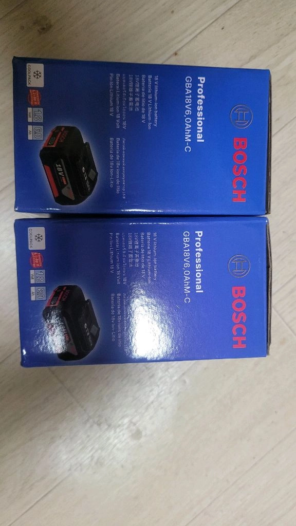보쉬 배터리2개 6.0암페어 이미지