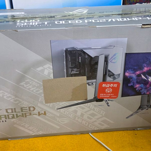 에이수스 QHD WOLED ROG SWIFT OLED 540Hz. 0.02ms 이미지