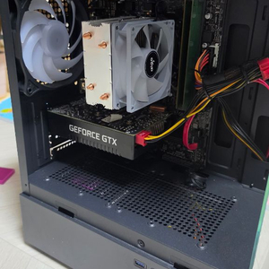 인텔 i5-9400F GTX 1660 SUPER 게이밍 PC 이미지