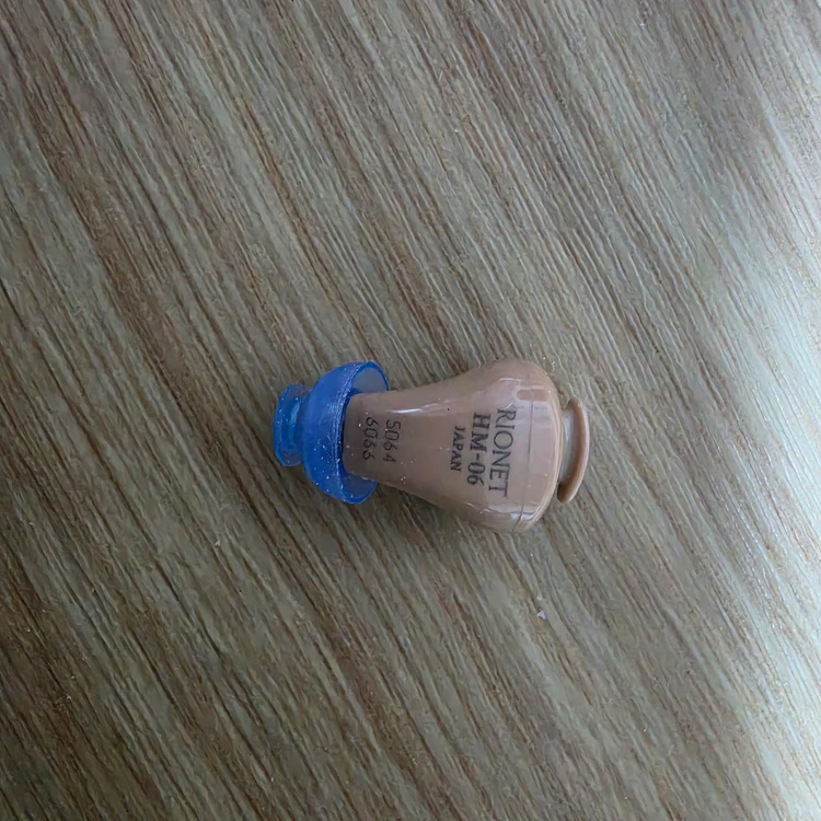 휴대용 하이브리드 이어폰 + 배터리 세트 이미지