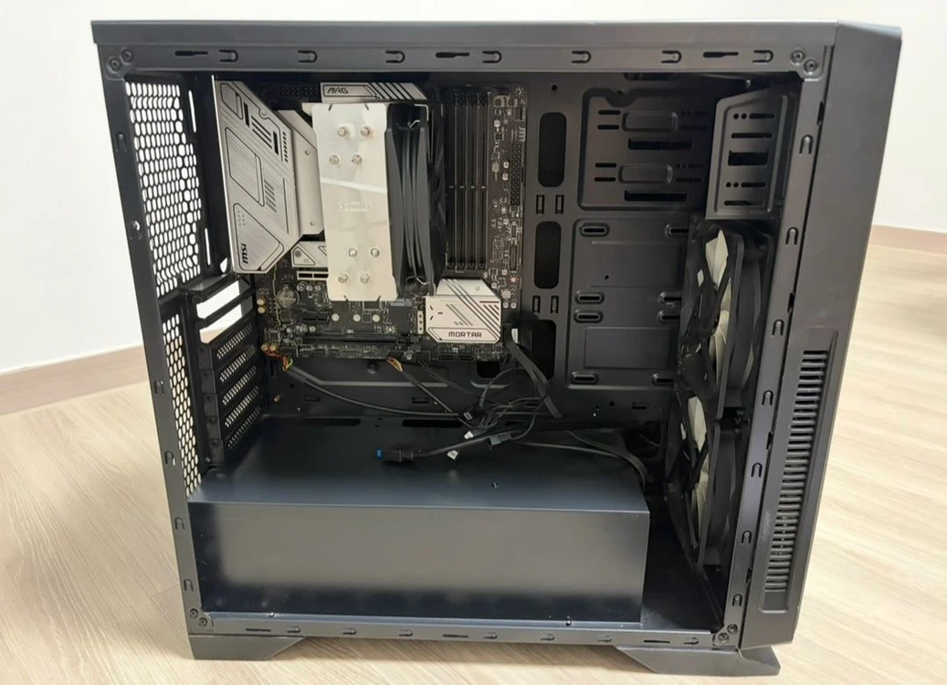 i5-13400F / RX580 8GB / DDR5 32GB / B760M 박격포 / 32GK850F + 1050 이미지