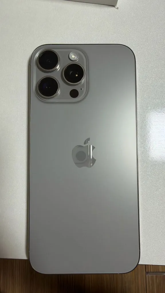 아이폰 16프로맥스 256GB 자급제 내츄럴 티타늄 판매합니다 이미지