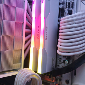 64GB(32x2) ESSENCORE KLEVV DDR5-6000 CL30 CRAS V RGB WHITE 이미지