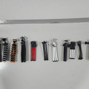 미니삼각대(3천원) +폰거치대(천원)에 팝니다. 이미지