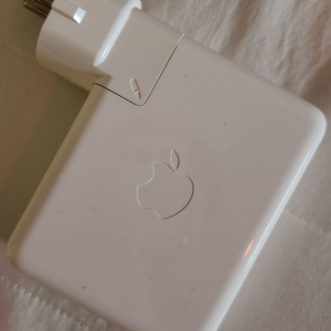 APPLE USB-C 140W 전원 어댑터 MW2M3KH/A 싸게 팝니다. 이미지