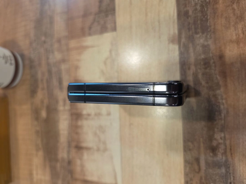 삼성 갤럭시z 플립5 블랙512GB 이미지
