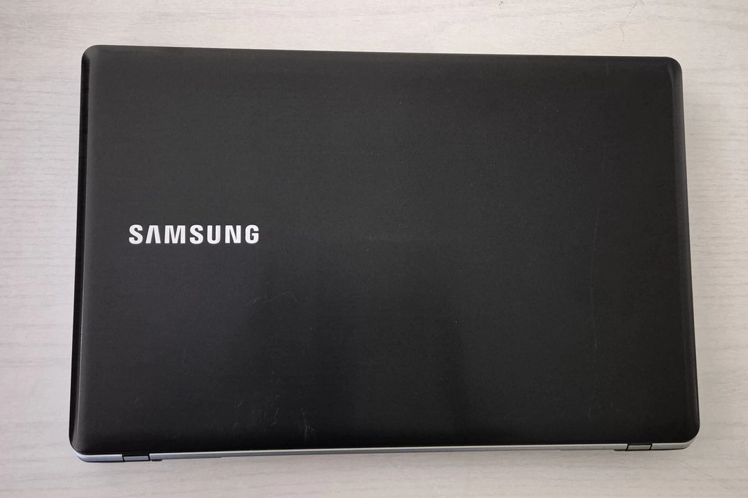삼성전자 15.6인치 노트북(i7-4712MQ/DDR3 8GB/SSD 128GB/HDD 500GB) 이미지