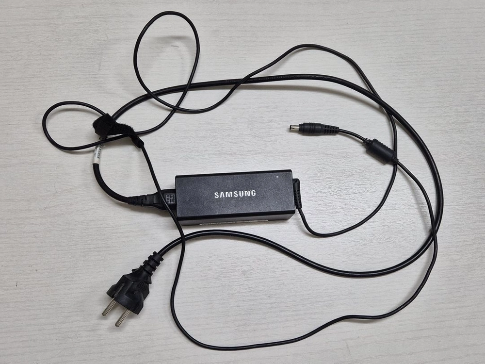 삼성전자 15.6인치 노트북(i7-4712MQ/DDR3 8GB/SSD 128GB/HDD 500GB) 이미지