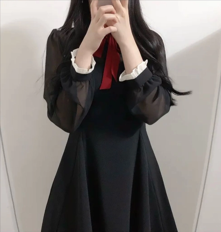 배색 리본 원피스 이미지