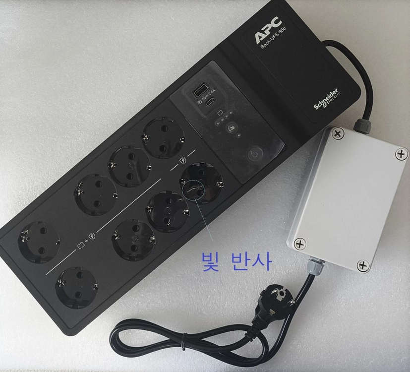 APC UPS BE850G2-GR 이미지