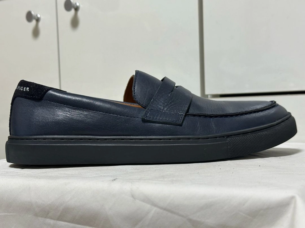 Tommy Hilfiger 포르투갈산 네이비 블루 페니 로퍼 캐주얼 가죽 구두 이미지