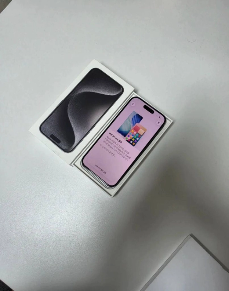 아이폰 15프로 128GB 블랙 티타늄 - 안심되는 중고거래
