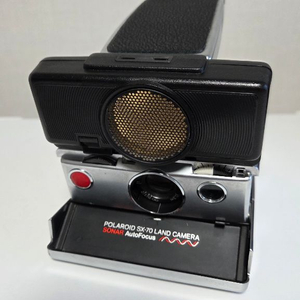 폴라로이드 SX-70 소나 오토포커스 카메라 이미지