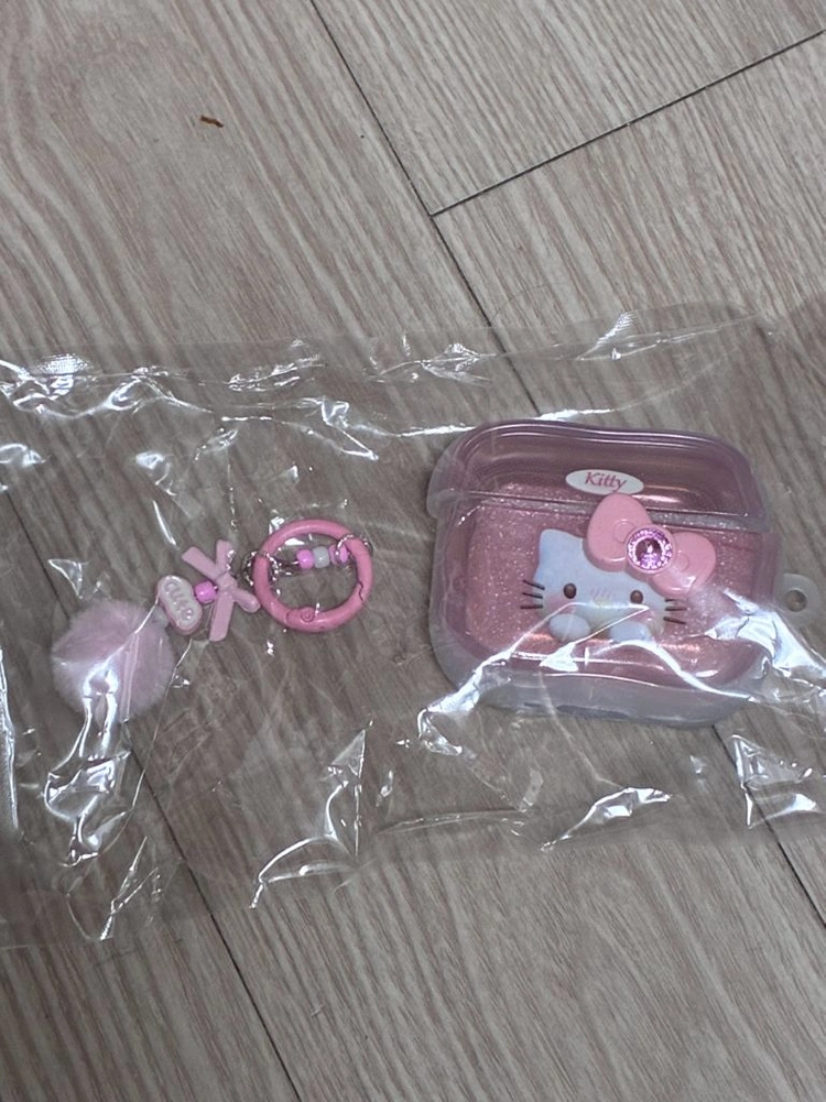 에어팟프로3 키티 케이스 이미지